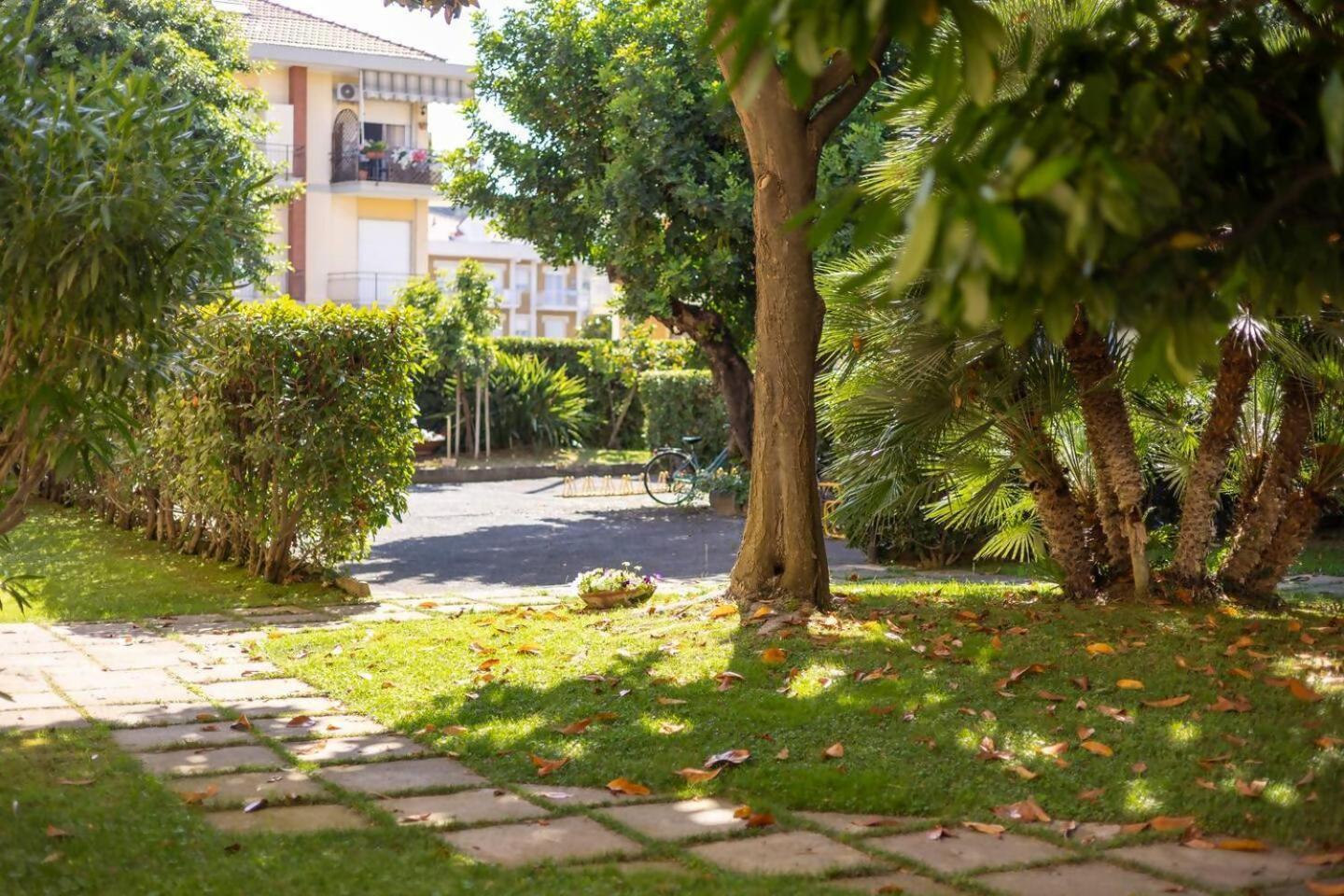Stiloso Bilocale Terraceparking Diano Marina Zewnętrze zdjęcie